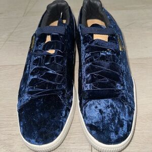 Puma Blue Velvet Extra Butter X Clyde “Kings Of New York” Sneakers